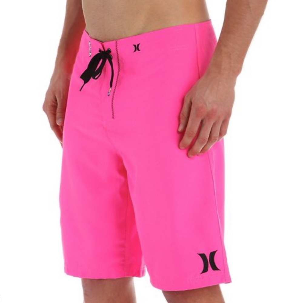 Hurley size 32